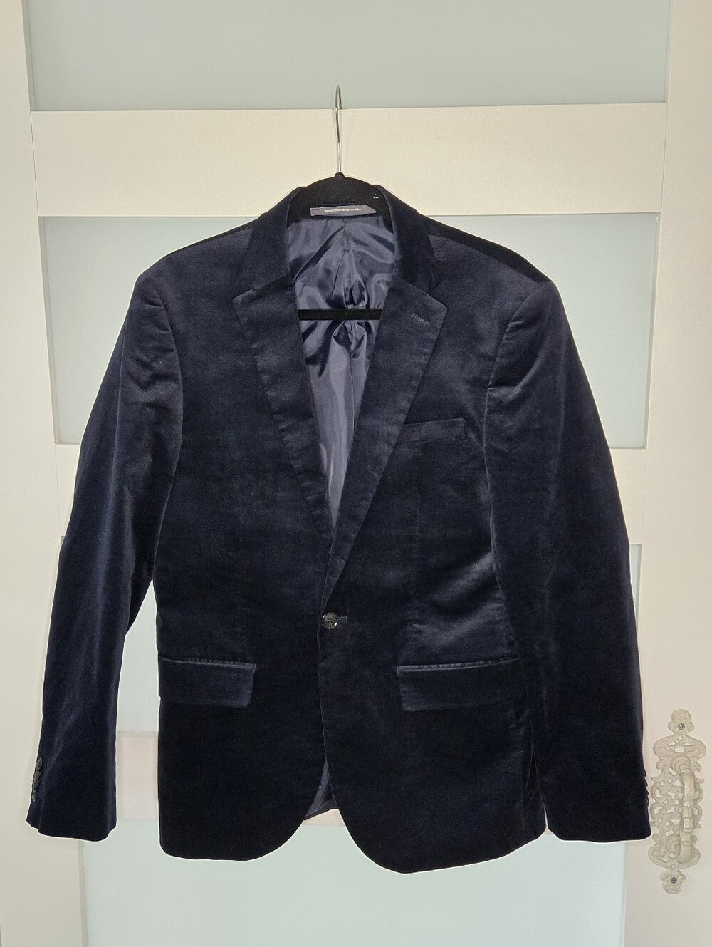 H&M Navy Velvet Blazer - Classic Single-Breasted Sportcoat